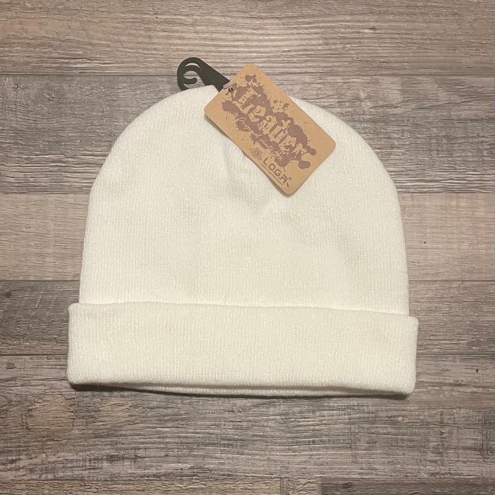 Trapper Classic White Beanie